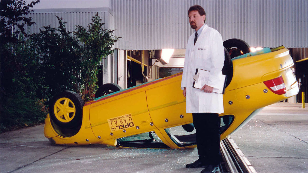 Adam Opel AG, Rüsselsheim am Main Germany 3D Crash test 35mm film, car and engineer for Opel Live 3D Cinema